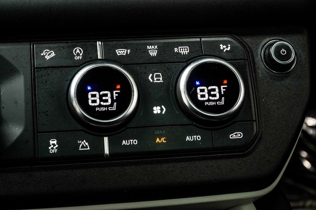 2025 Land Rover Defender 110 S