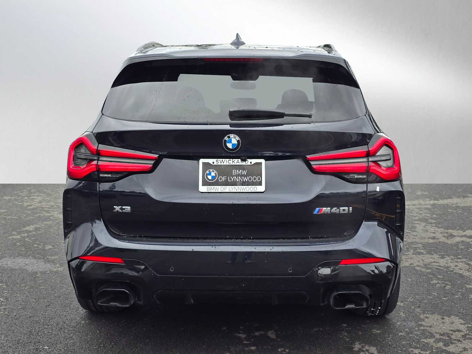 2023 BMW X3 M40i