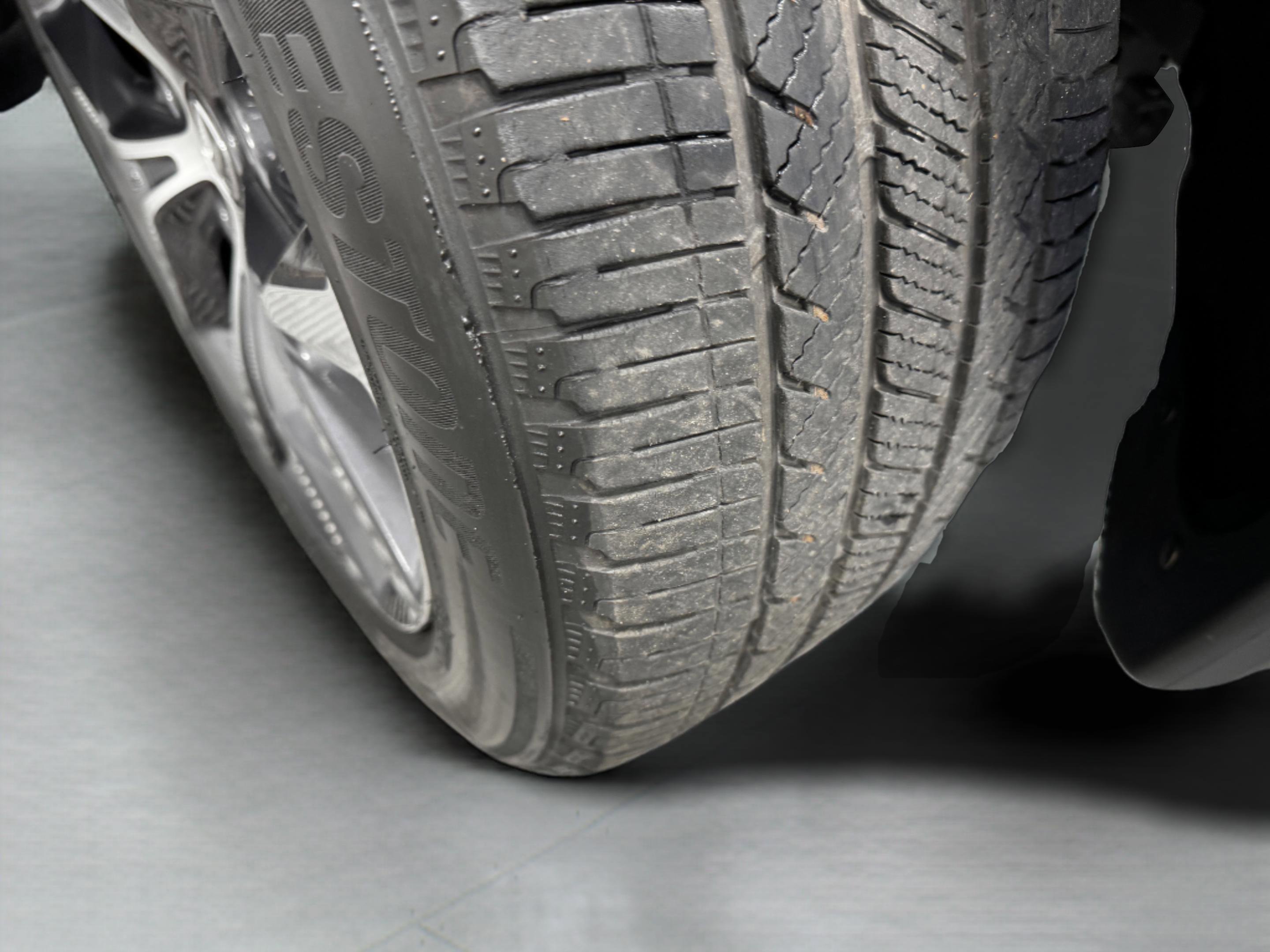 2023 Acura MDX FWD w/ Technology Package