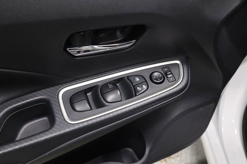 2024 Nissan Versa SR