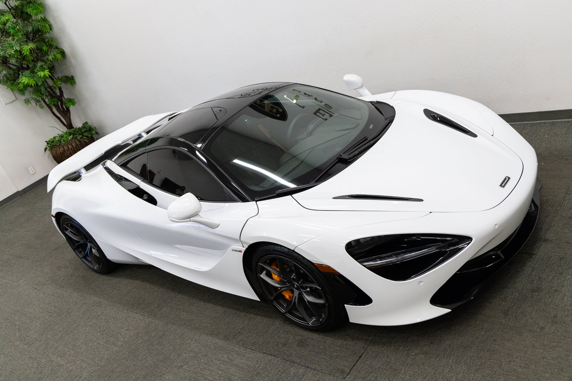 Used 2019 McLaren 720S Luxury photo 27