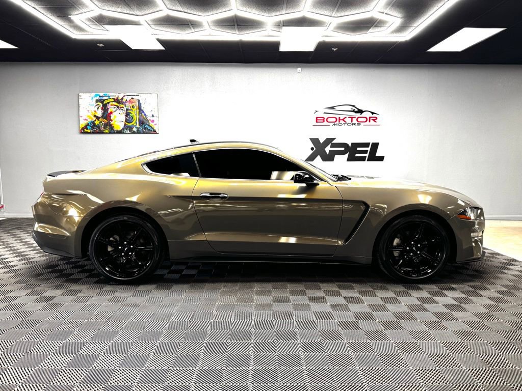 2020 Ford Mustang Coupe