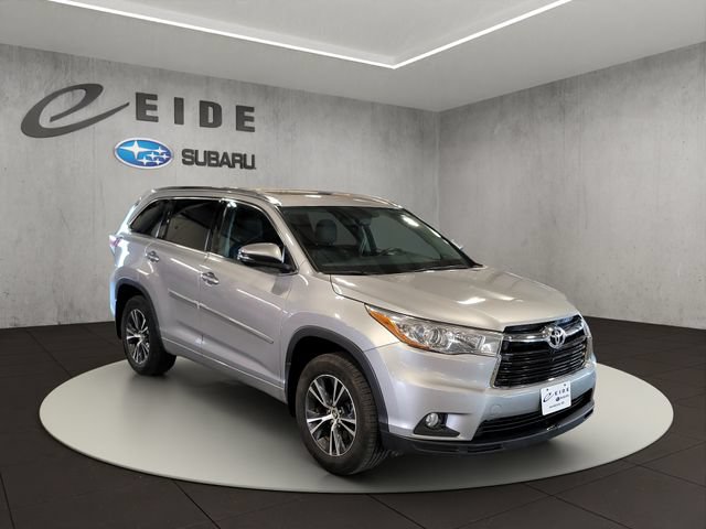 Used 2016 Toyota Highlander XLE