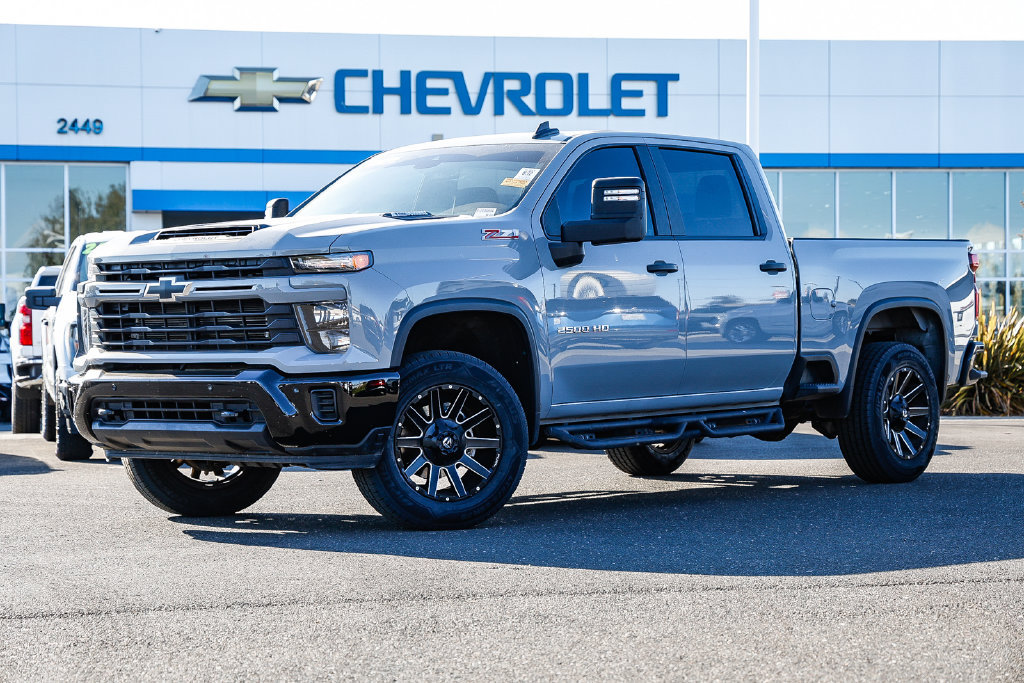 Used 2025 Chevrolet Silverado 2500 Custom w/ Custom Value Package