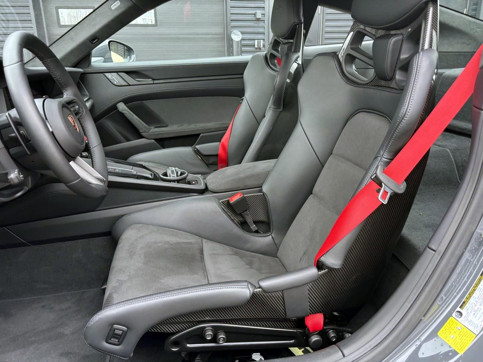 2026 Porsche 911 Carrera GTS