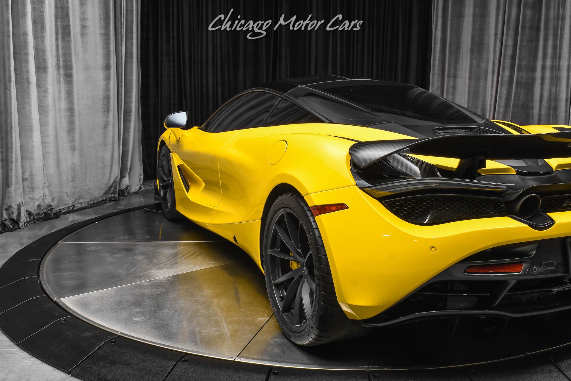 Used 2020 McLaren 720S Performance photo 42