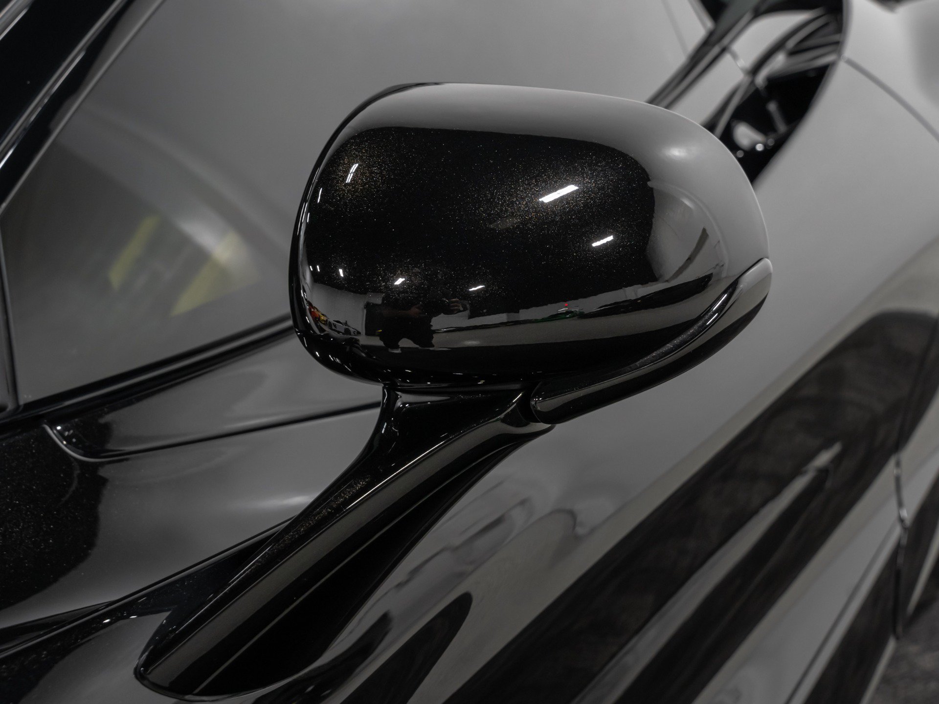 Used 2025 McLaren 750S Spider photo 33