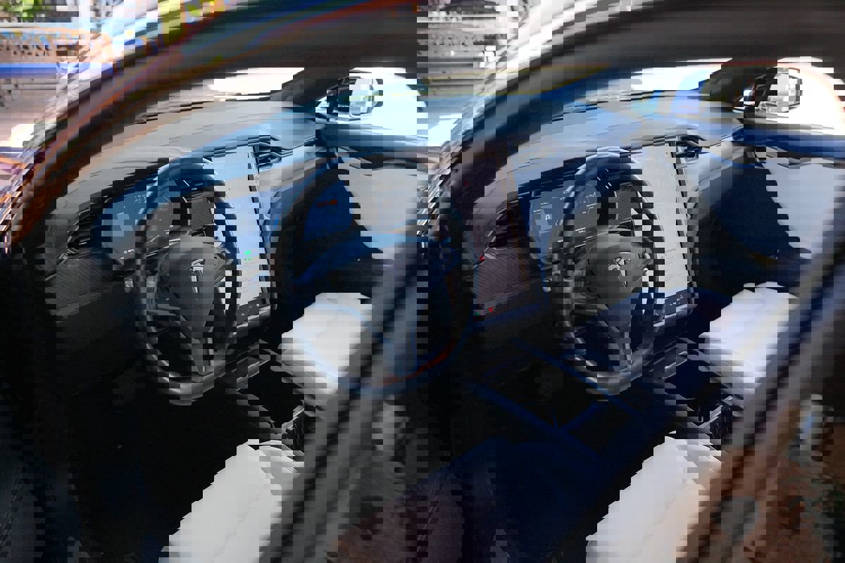 2018 Tesla Model S 75D