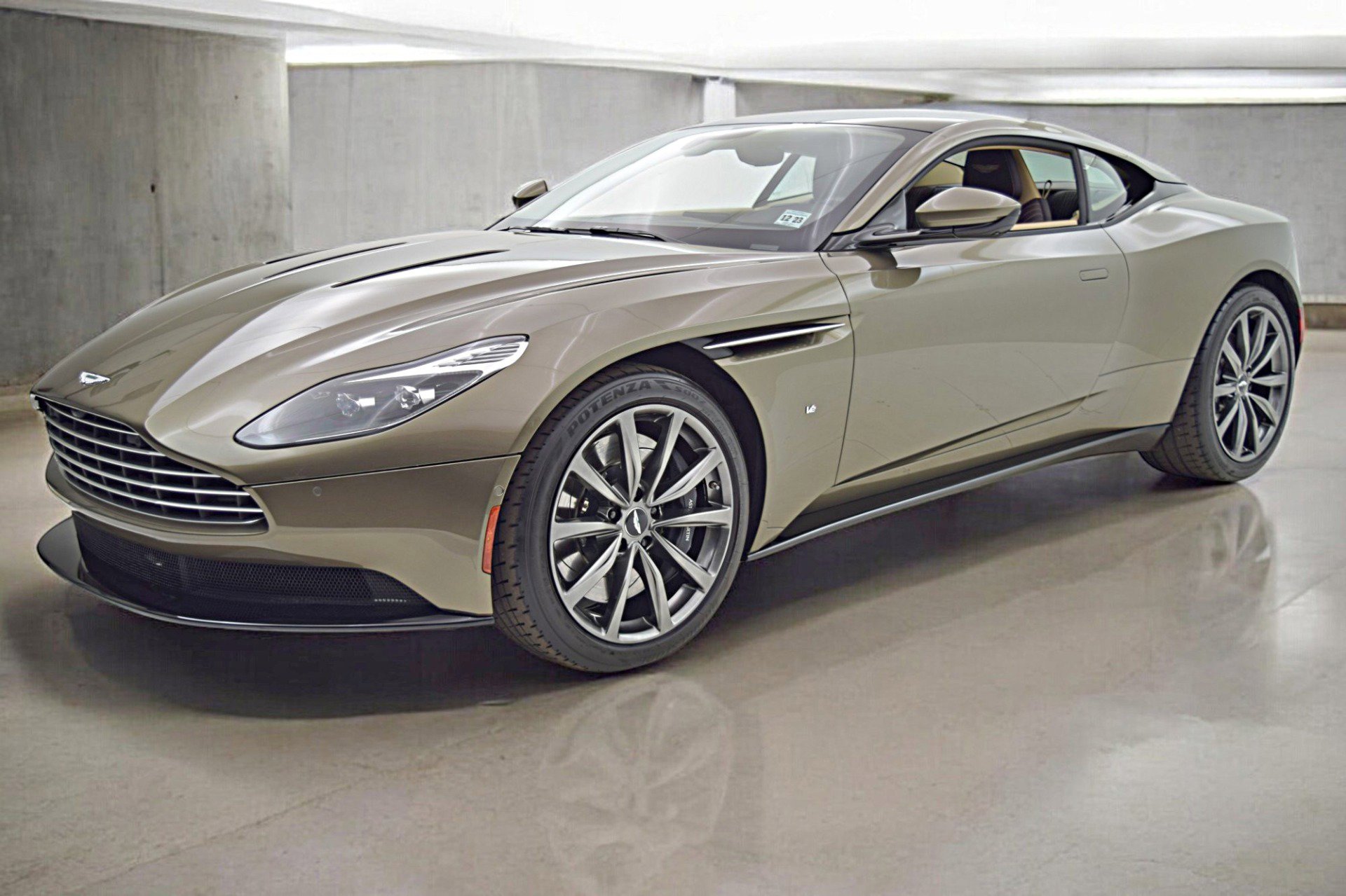 Used 2018 Aston Martin DB11 V12