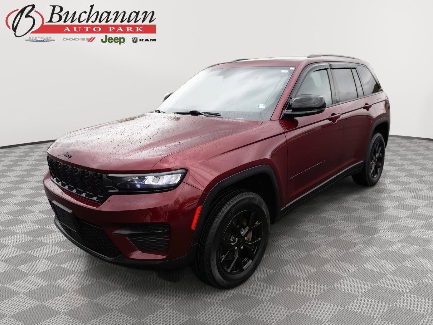 Used 2024 Jeep Grand Cherokee Altitude