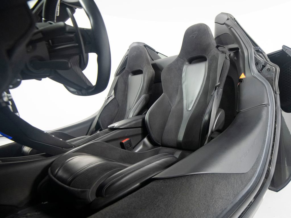 Used 2020 McLaren 720S Spider photo 33