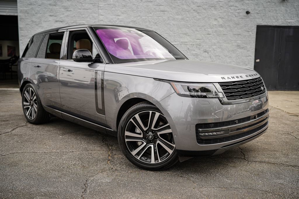 2023 Land Rover Range Rover SE