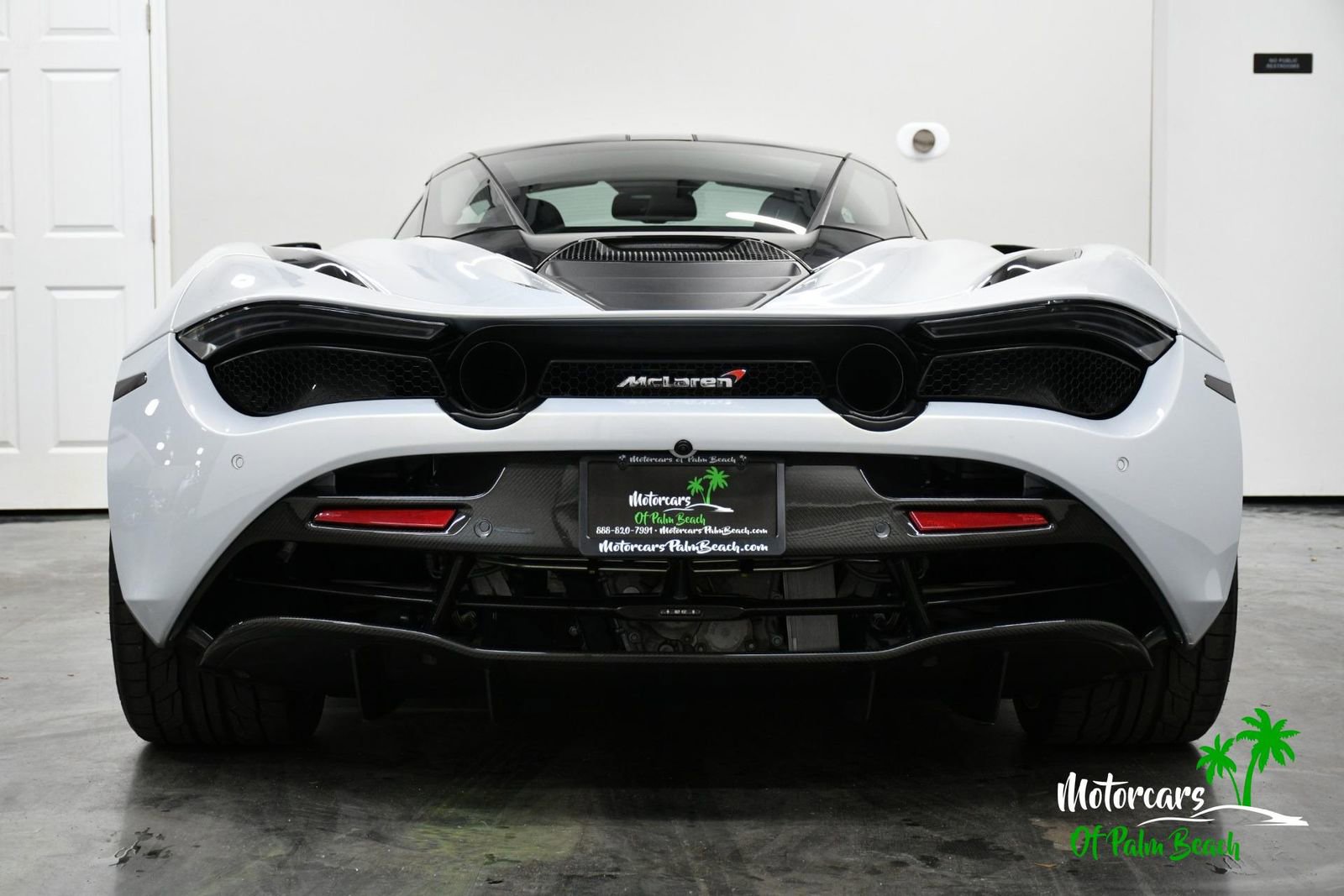 Used 2018 McLaren 720S photo 11