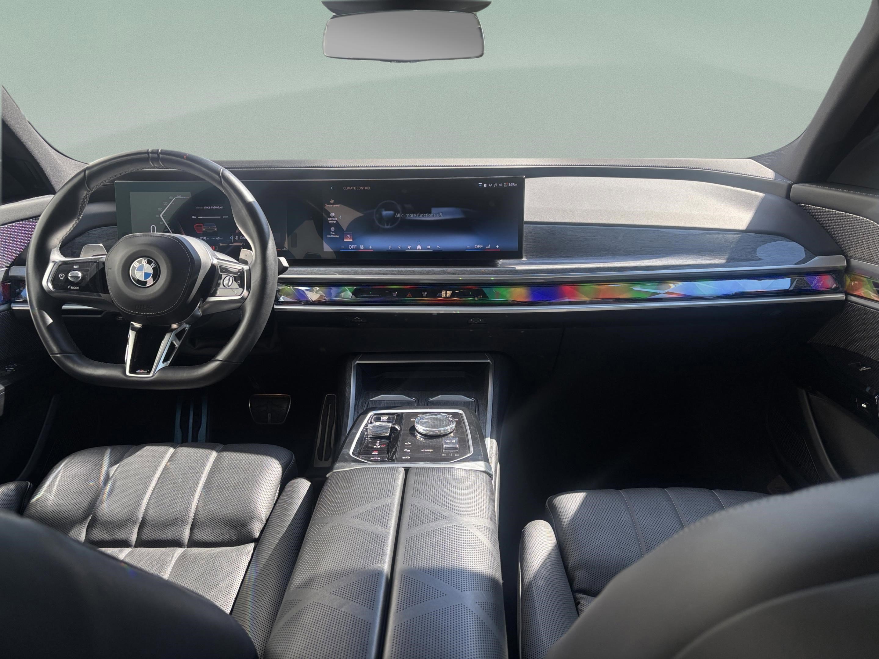 2023 BMW 760i xDrive