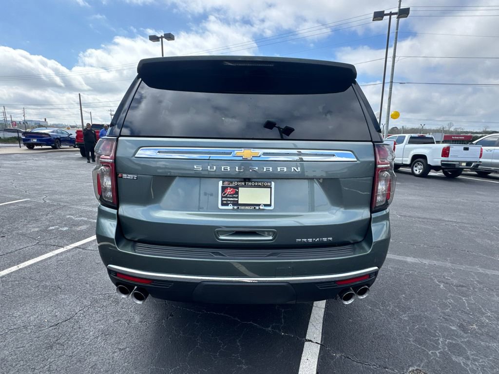 2023 Chevrolet Suburban Premier