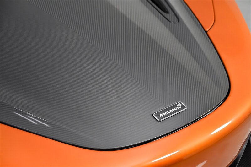 Used 2018 McLaren 720S Performance photo 6