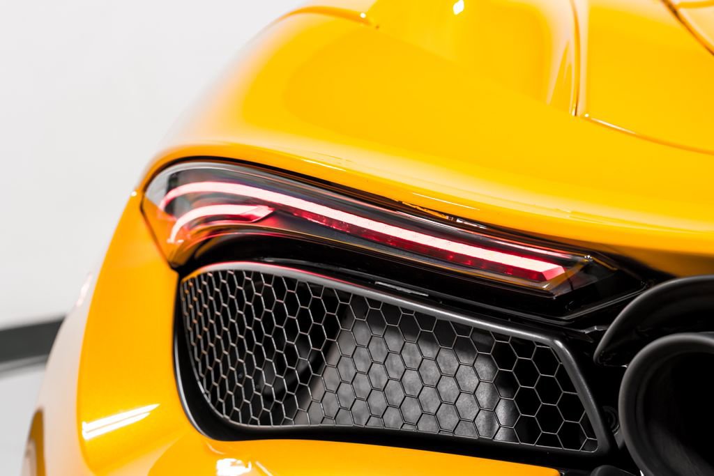 Used 2022 McLaren 720S Spider photo 53