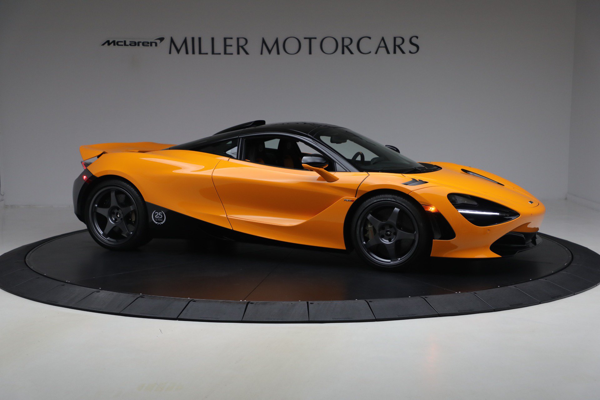 Used 2021 McLaren 720S photo 10