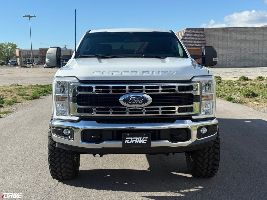 2023 Ford F350 XLT