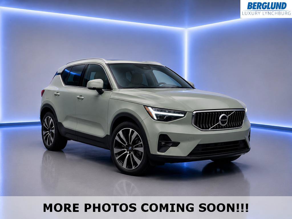 Used 2025 Volvo XC40 B5 Ultra