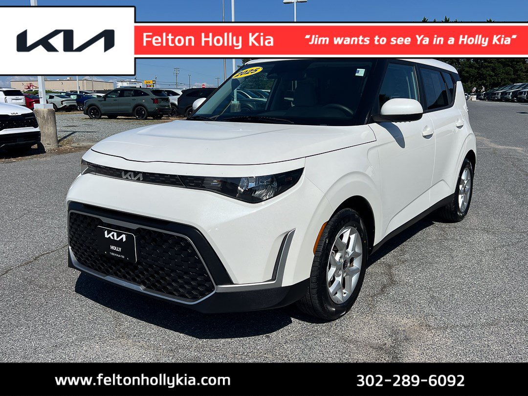Used 2025 Kia Soul LX w/ LX Technology Package