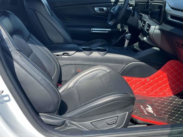 2024 Ford Mustang Premium