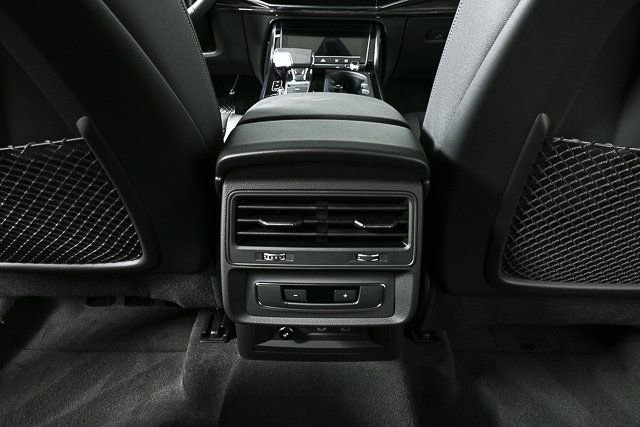 2026 Audi Q8 Premium