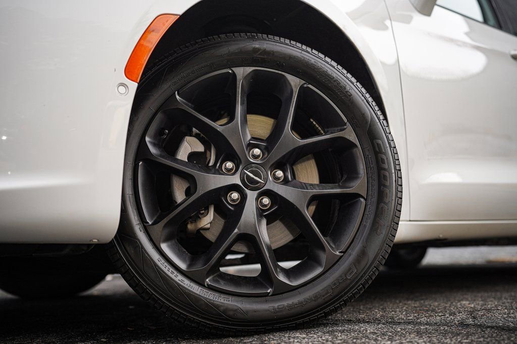 2022 Chrysler Pacifica Touring-L