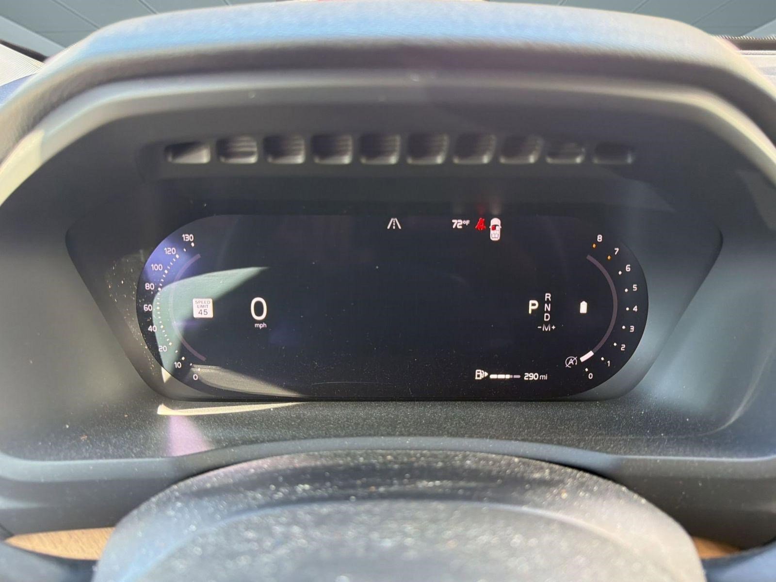 2023 Volvo Xc90 B6 Plus