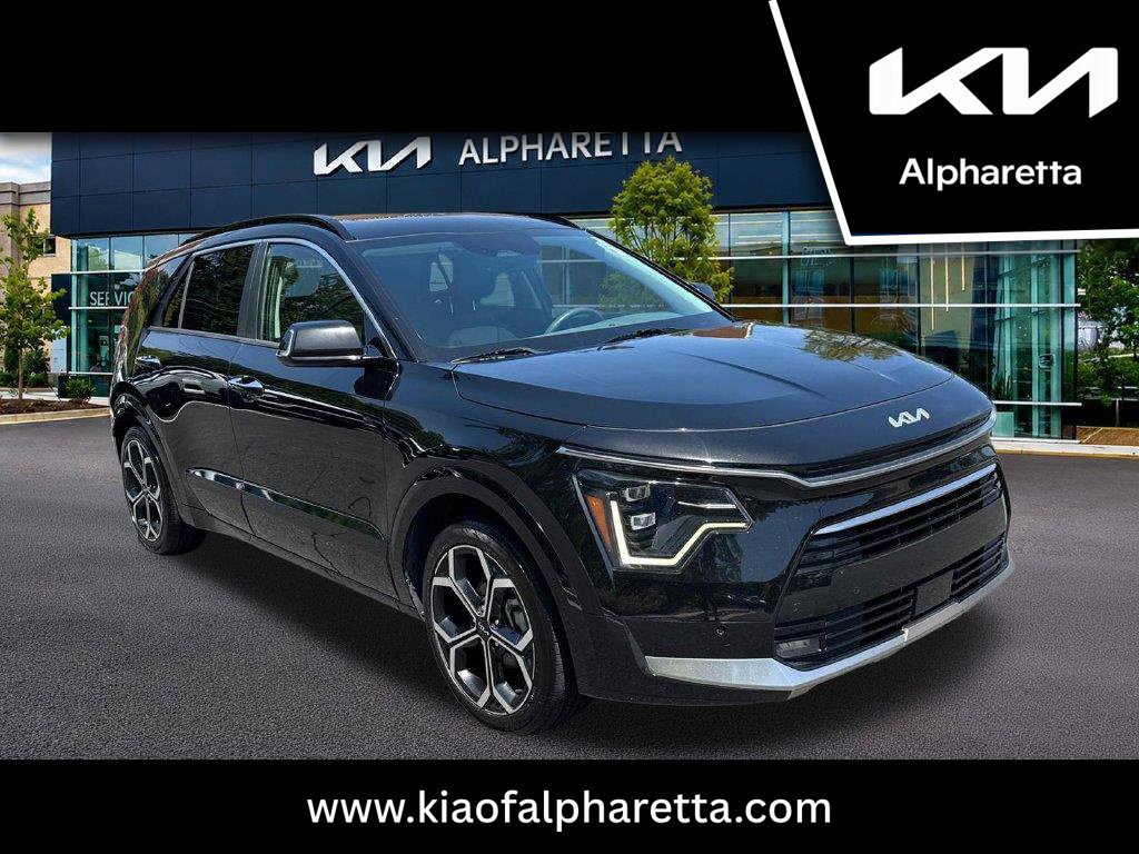 Used 2023 Kia Niro SX Touring