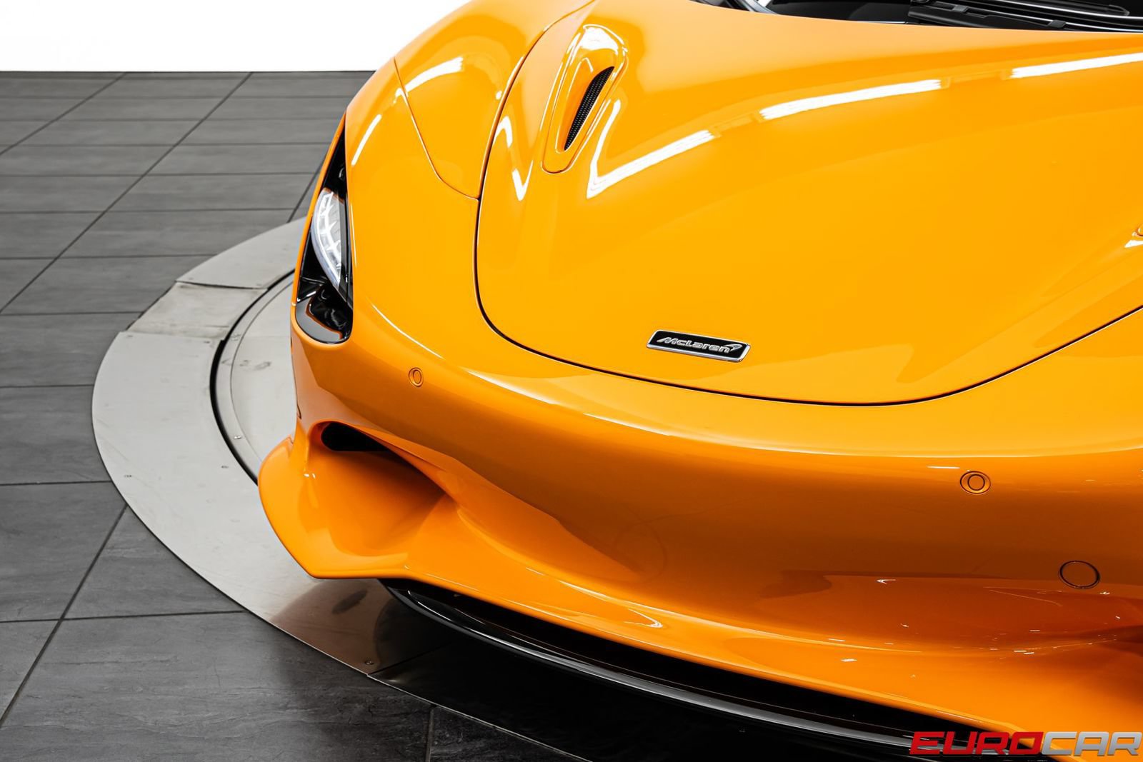 Used 2026 McLaren 750S Spider photo 16