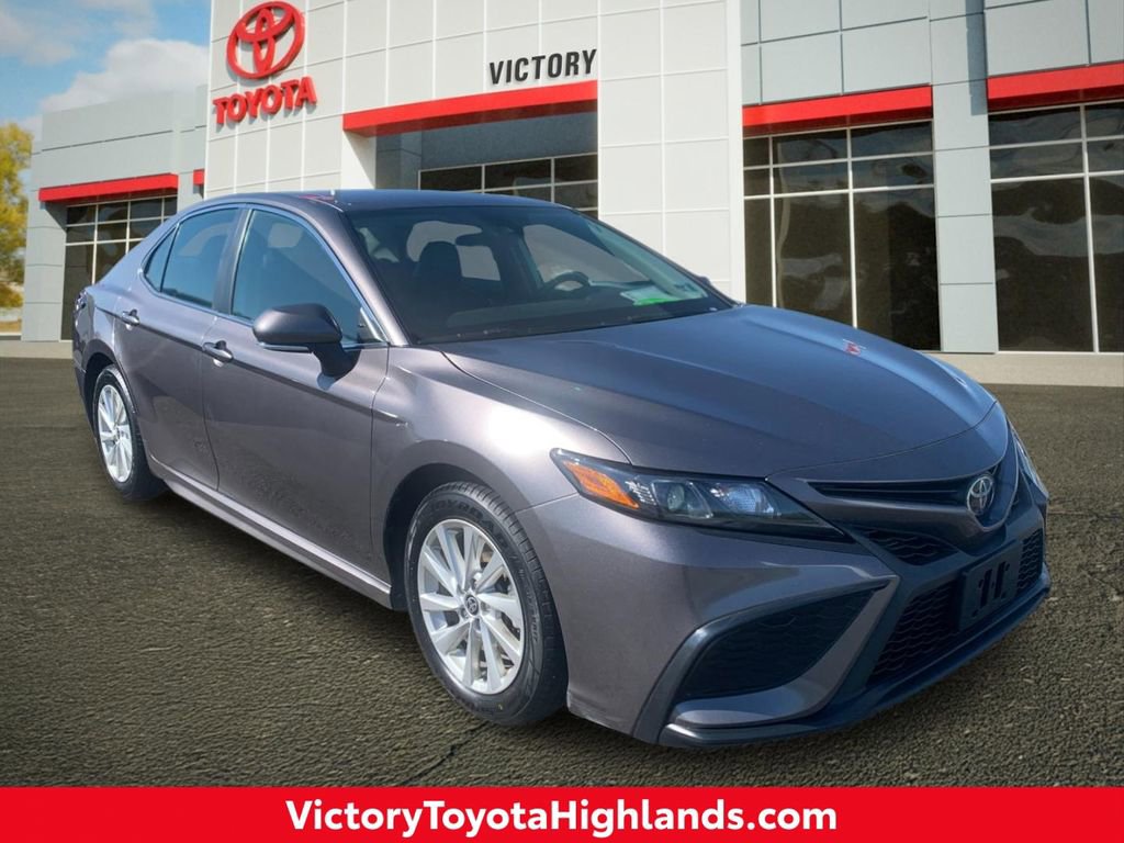 Used 2024 Toyota Camry SE