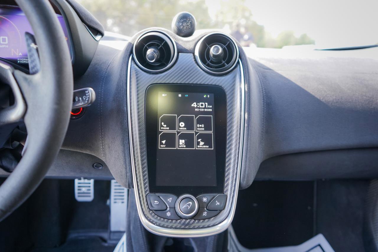 Used 2019 McLaren 600LT photo 16