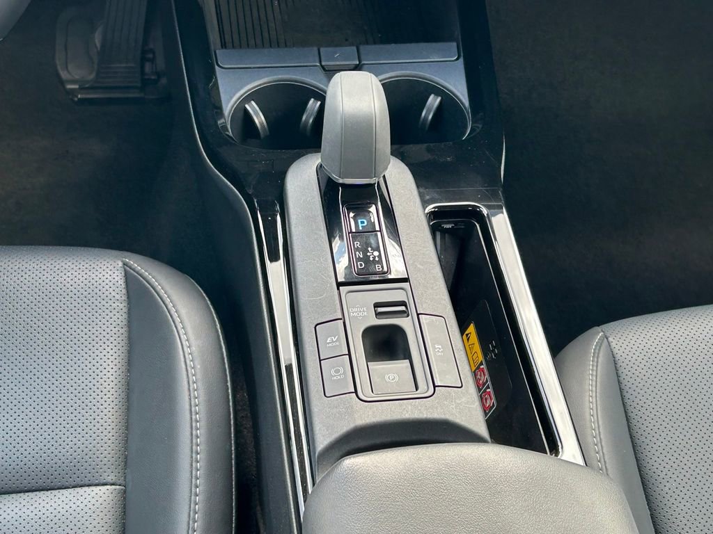 2025 Toyota Prius XLE