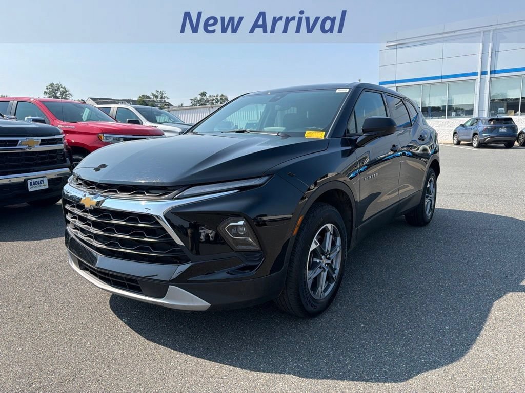 Certified 2025 Chevrolet Blazer LT
