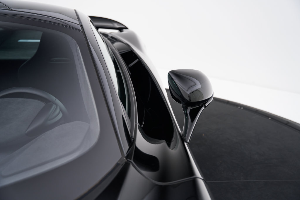 Used 2025 McLaren 750S photo 31
