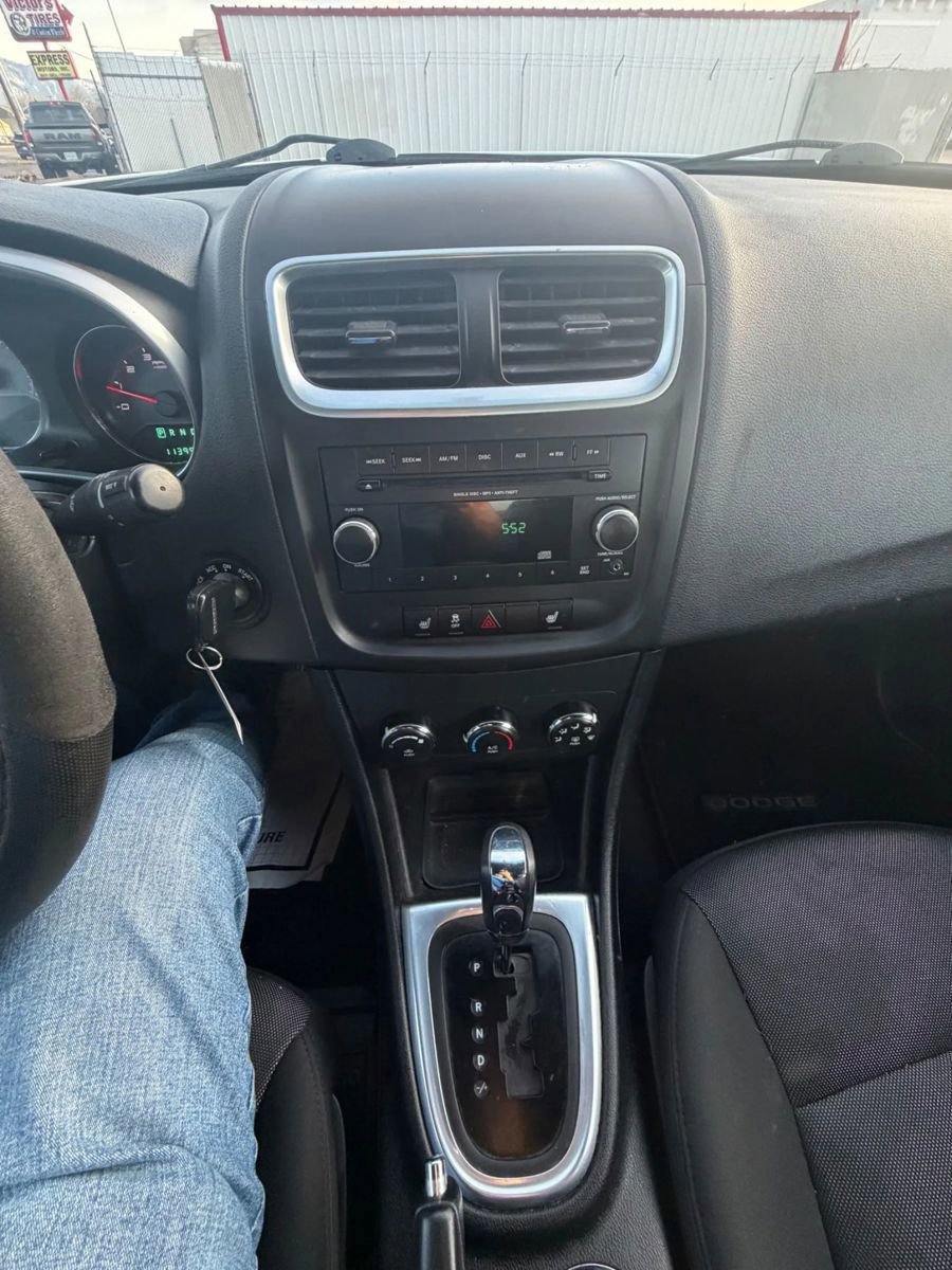 2012 Dodge Avenger SE