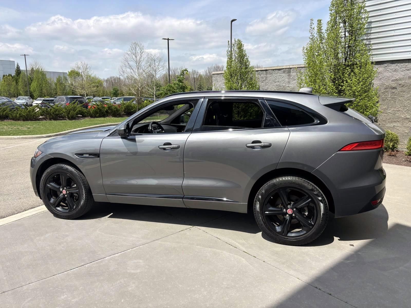 2019 Jaguar F-Pace R-Sport