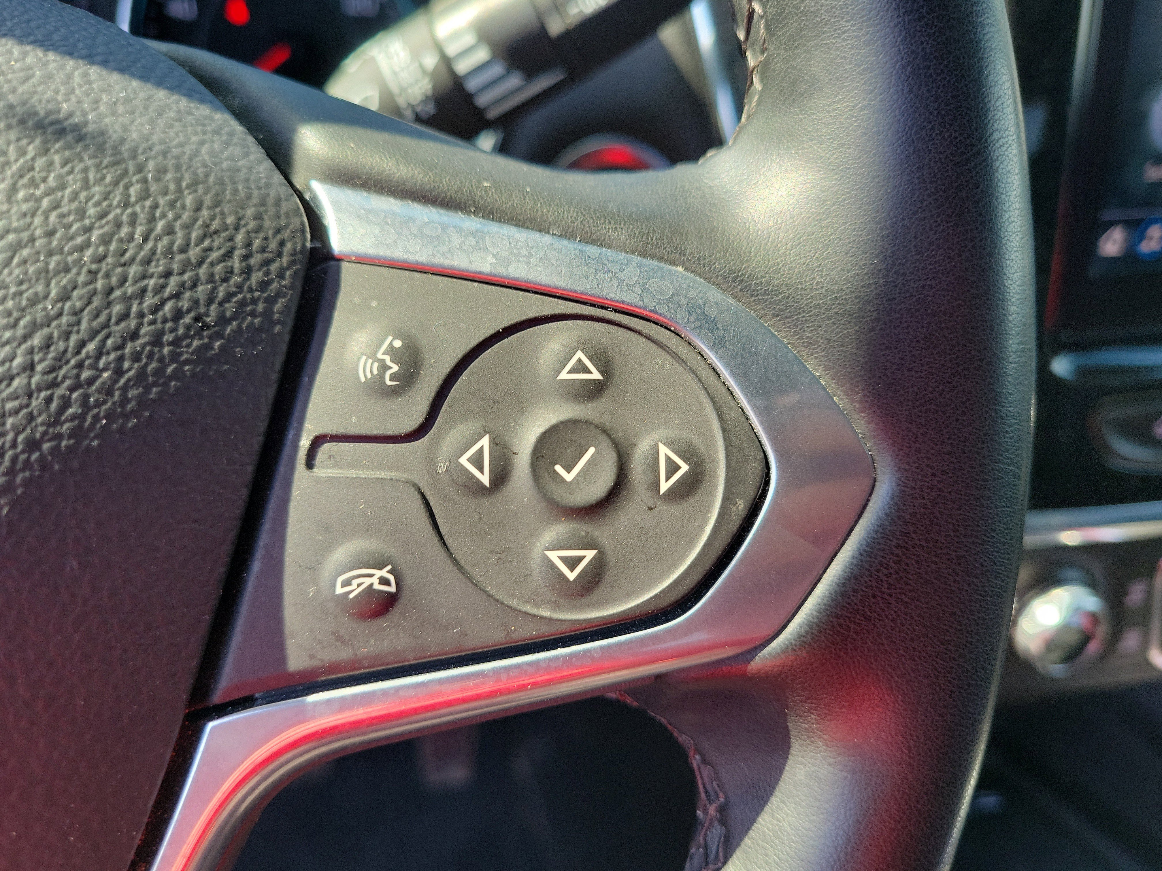 2023 Chevrolet Traverse LT