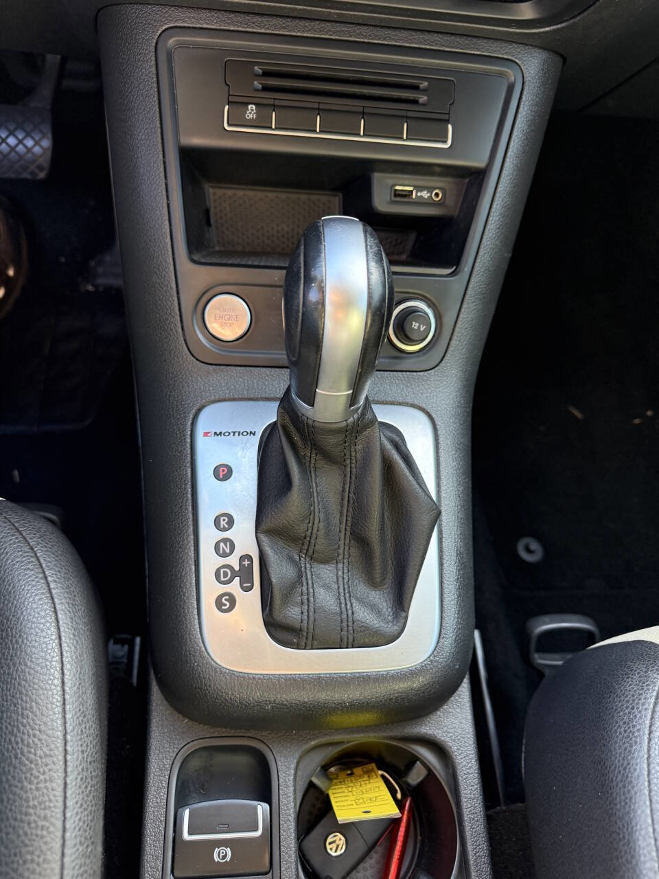 2017 Volkswagen Tiguan S