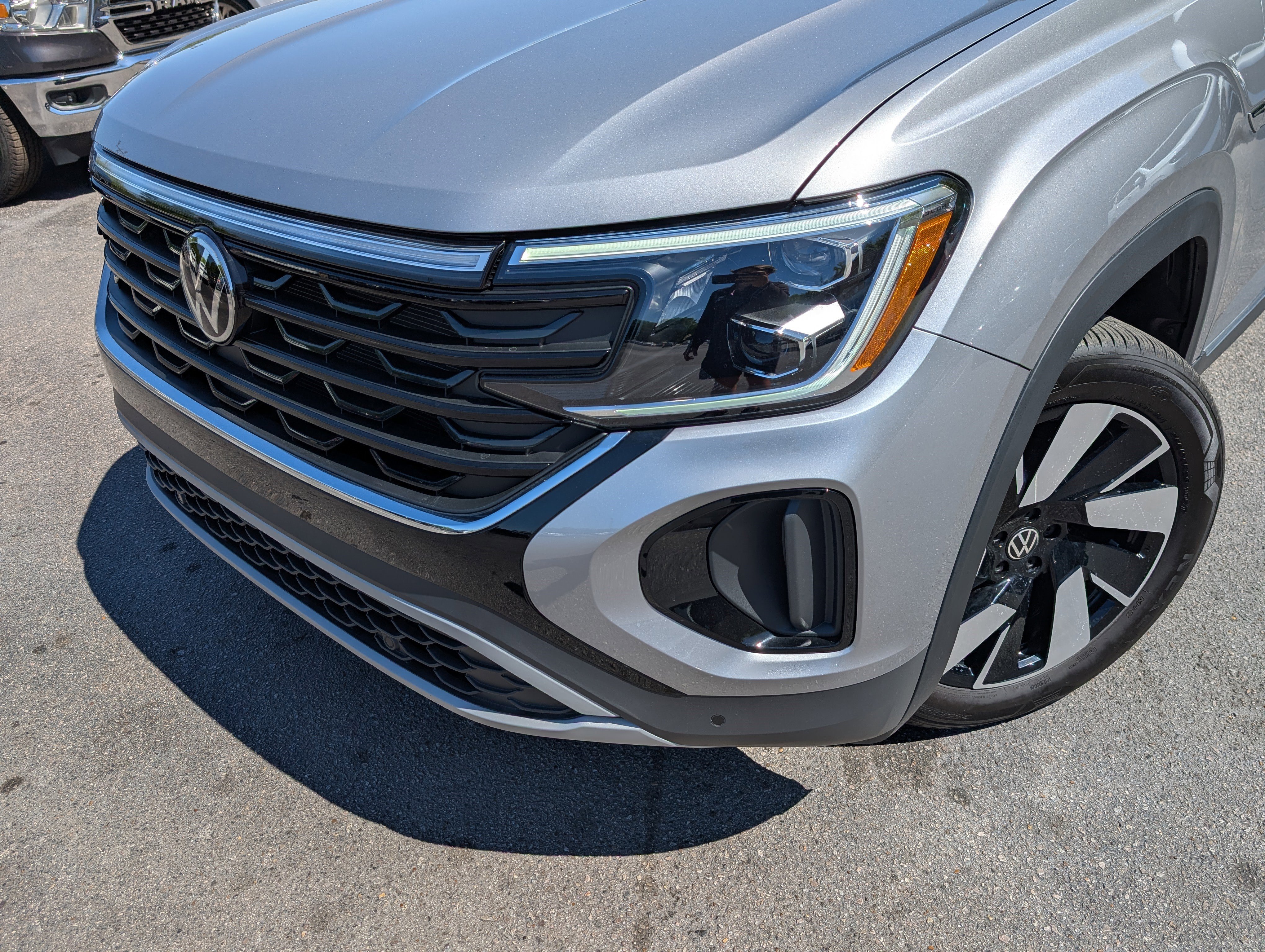 2025 Volkswagen Atlas Cross Sport SEL