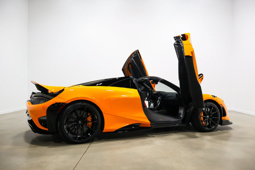 Used 2022 McLaren 765LT photo 67