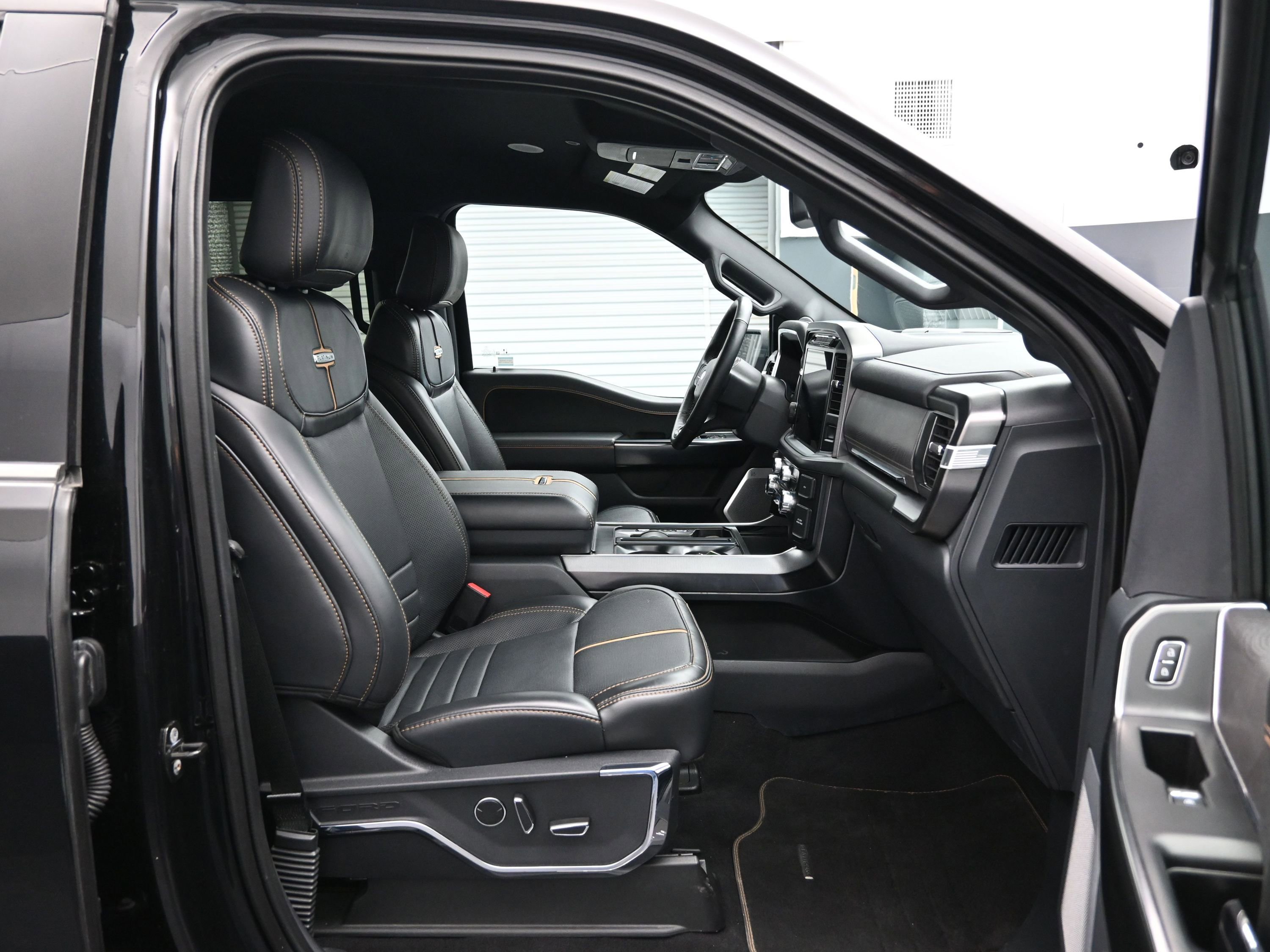 2023 Ford F150 Platinum