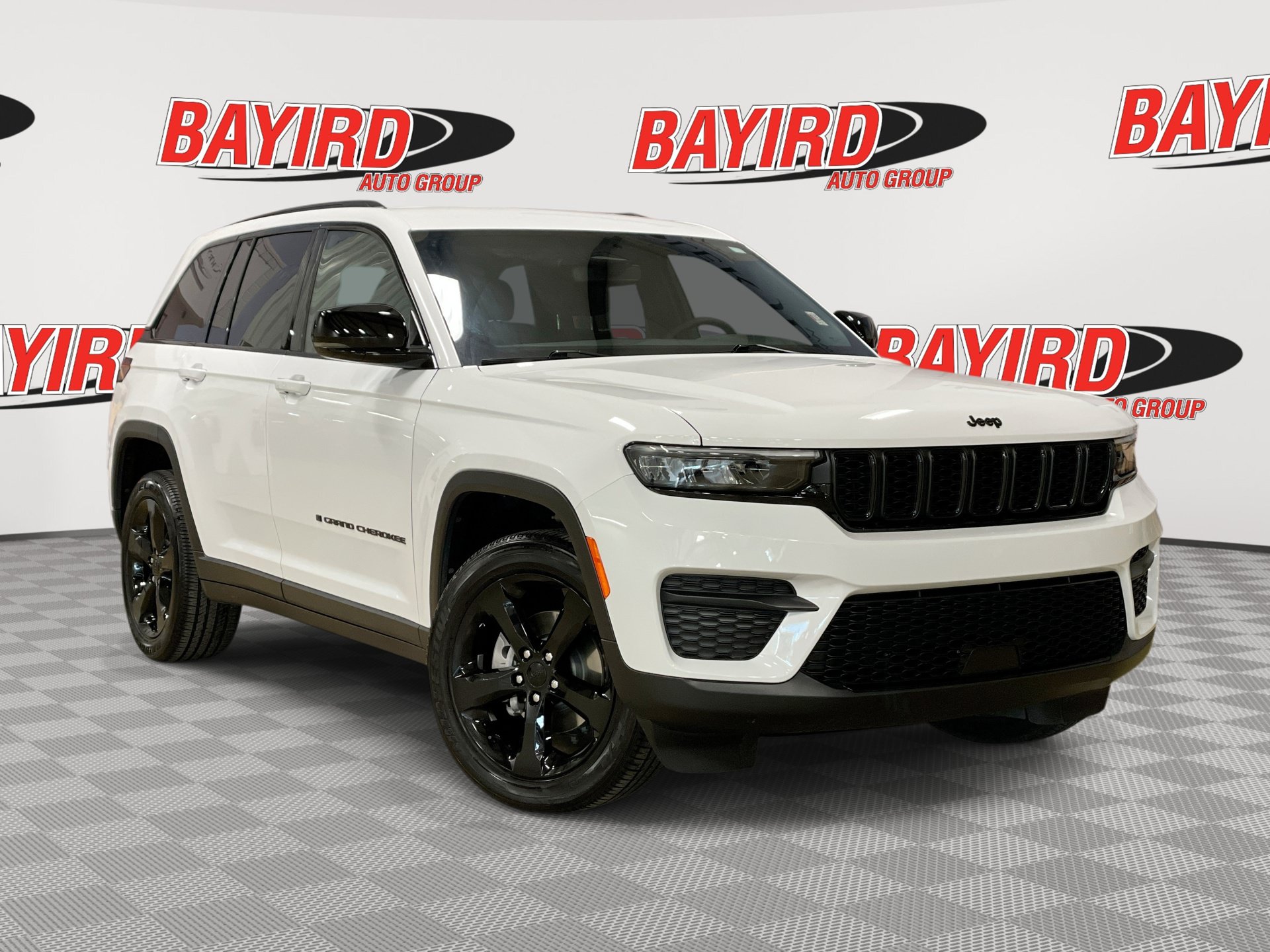 Used 2023 Jeep Grand Cherokee Altitude