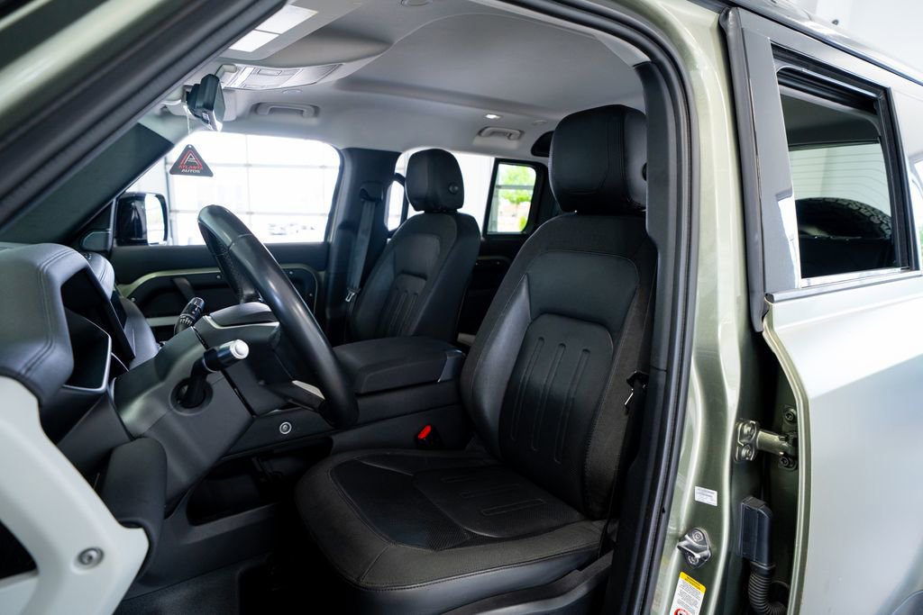 2020 Land Rover Defender 110 SE