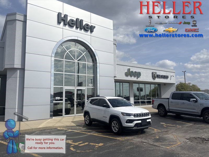 Used 2025 Jeep Compass Latitude