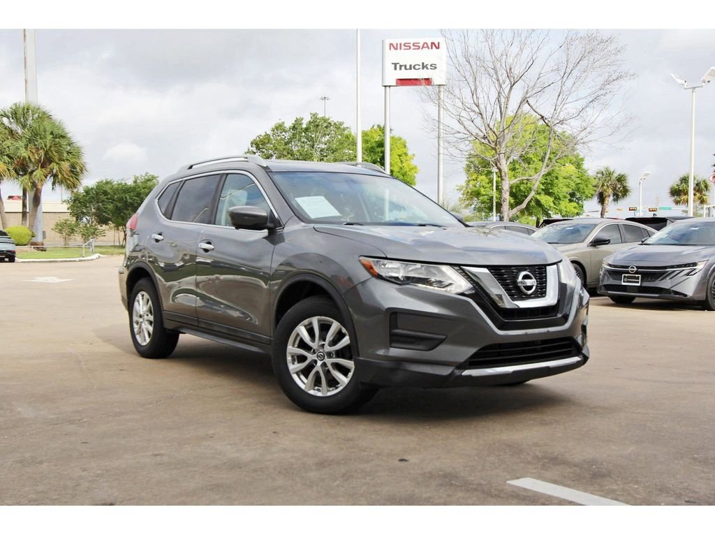 2017 Nissan Rogue SV