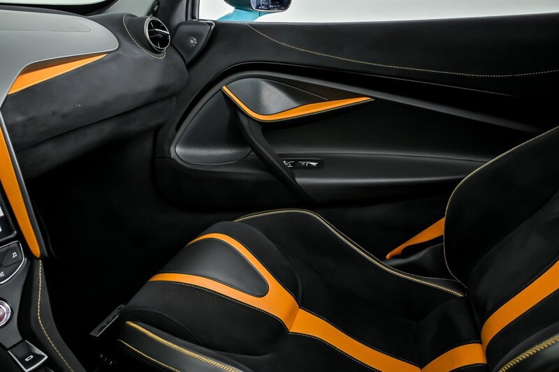 Used 2022 McLaren 720S Performance photo 37