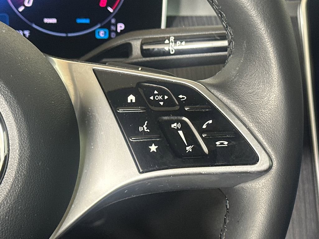 2025 Mercedes-Benz C 300 Sedan