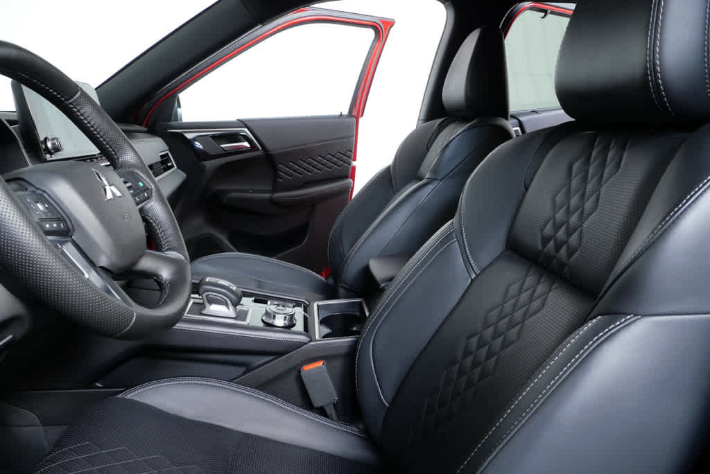 2024 Mitsubishi Outlander SEL Black Edition